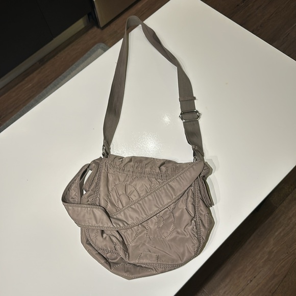 MARC BY MARC JACOBS NYLON CROSSBODY - Picture 8 of 12